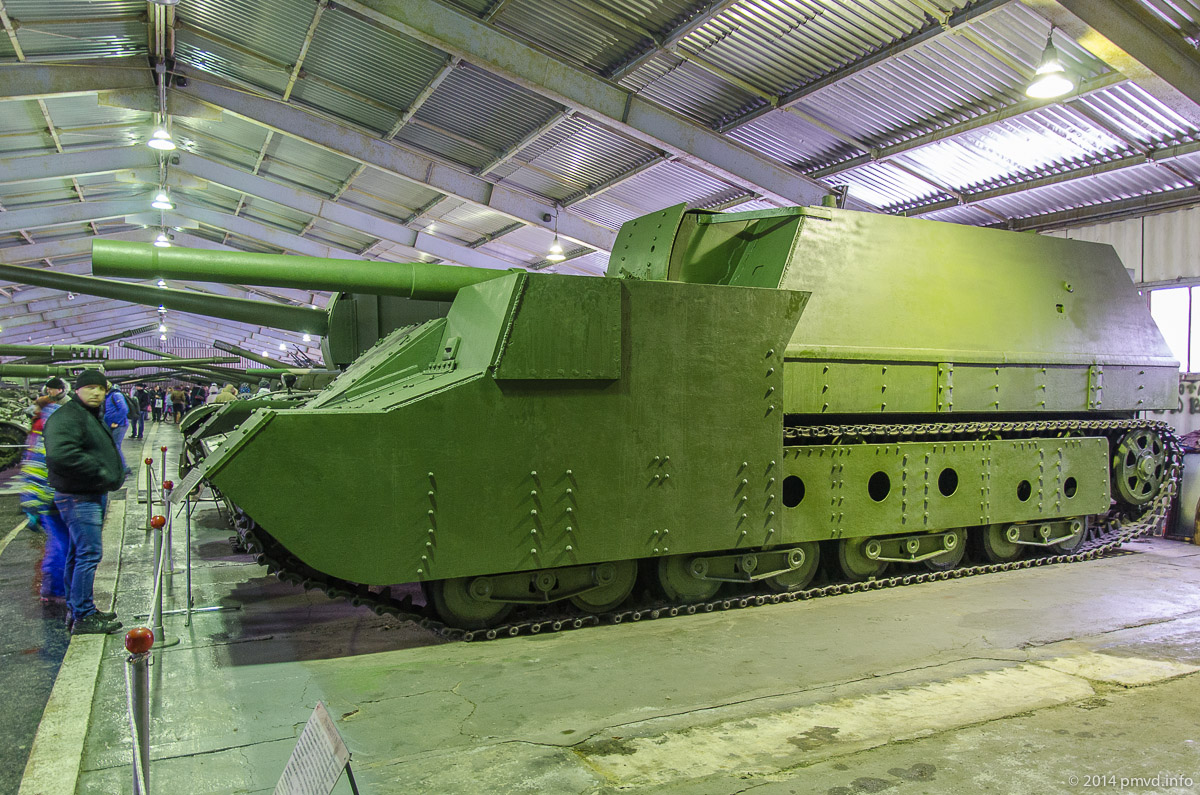 СУ-14-2 в танковом музее в Кубинке