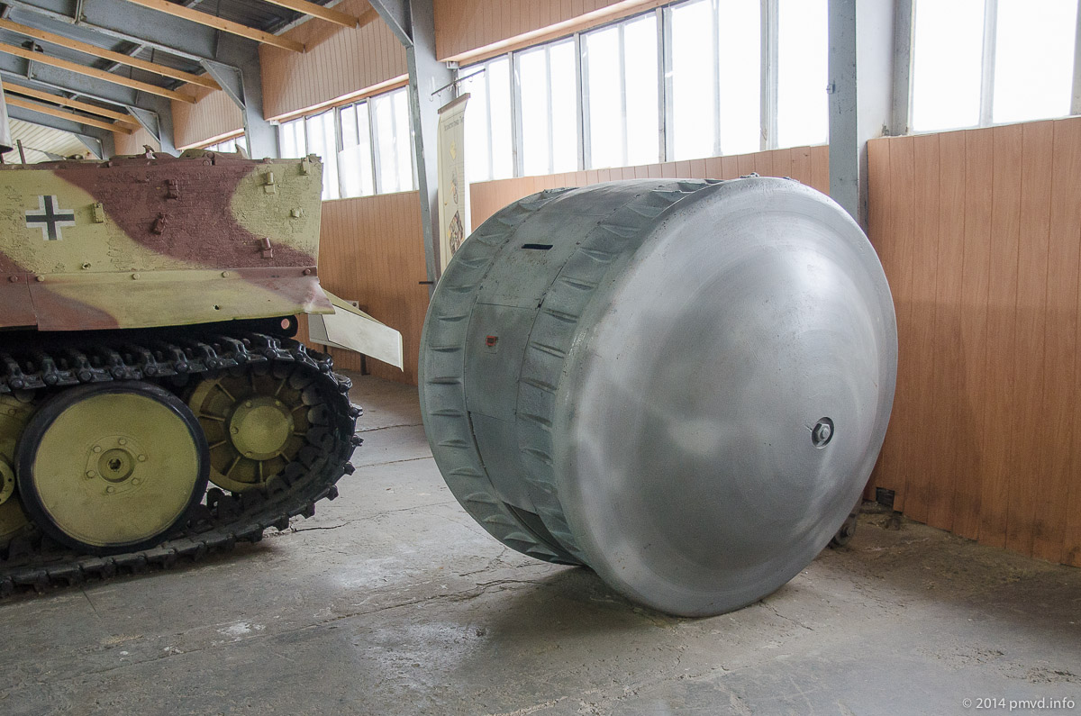 Немецкая машина наблюдателя в танковом музее Кубинки