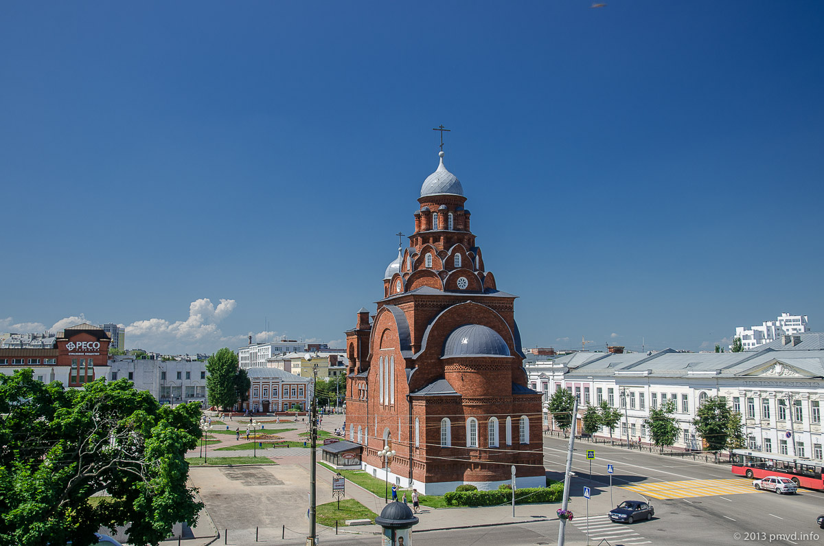 Владимир. Троицкая (красная) церковь.